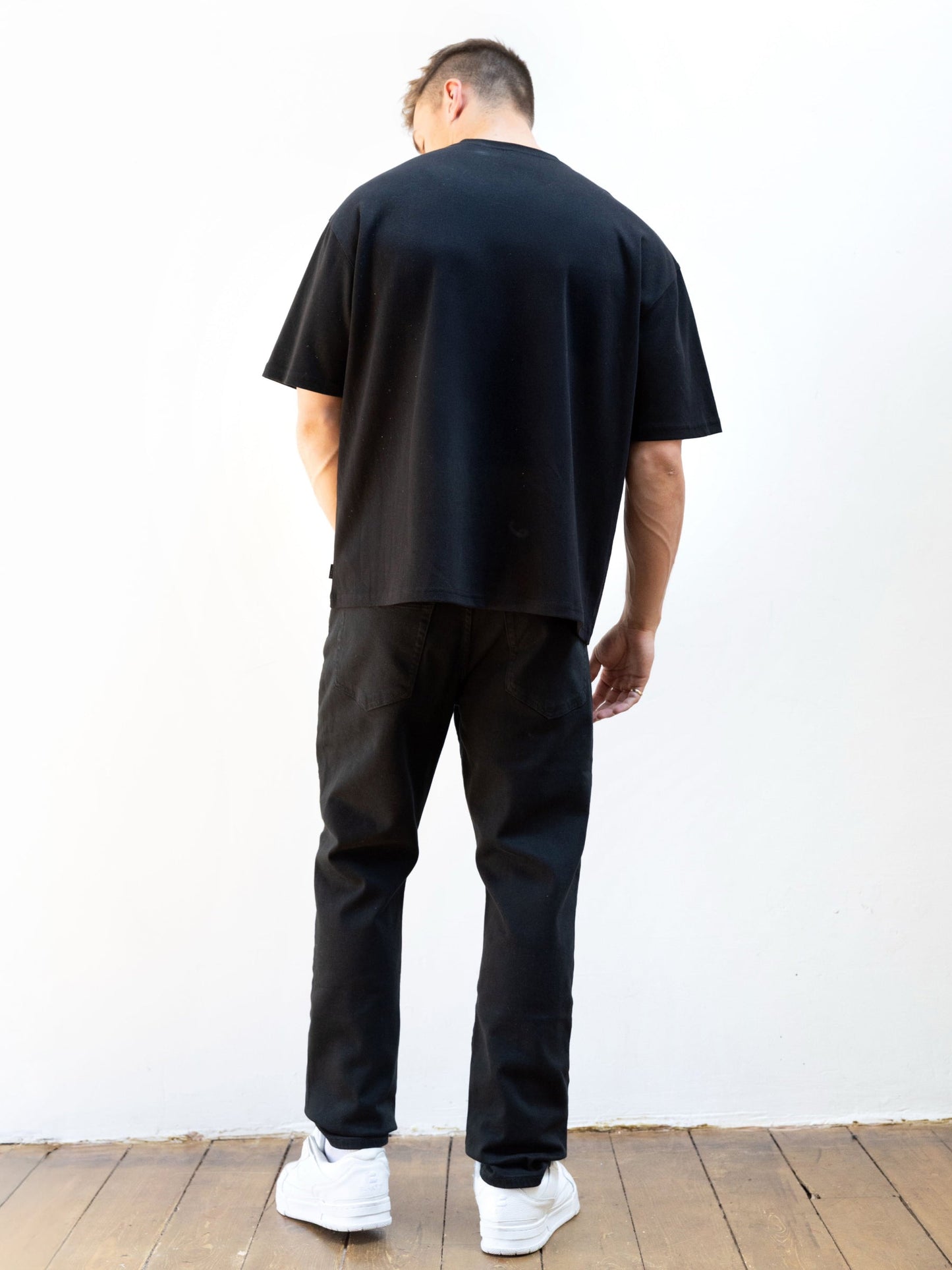 Studio Unfitted T-Shirt - Tonal Black