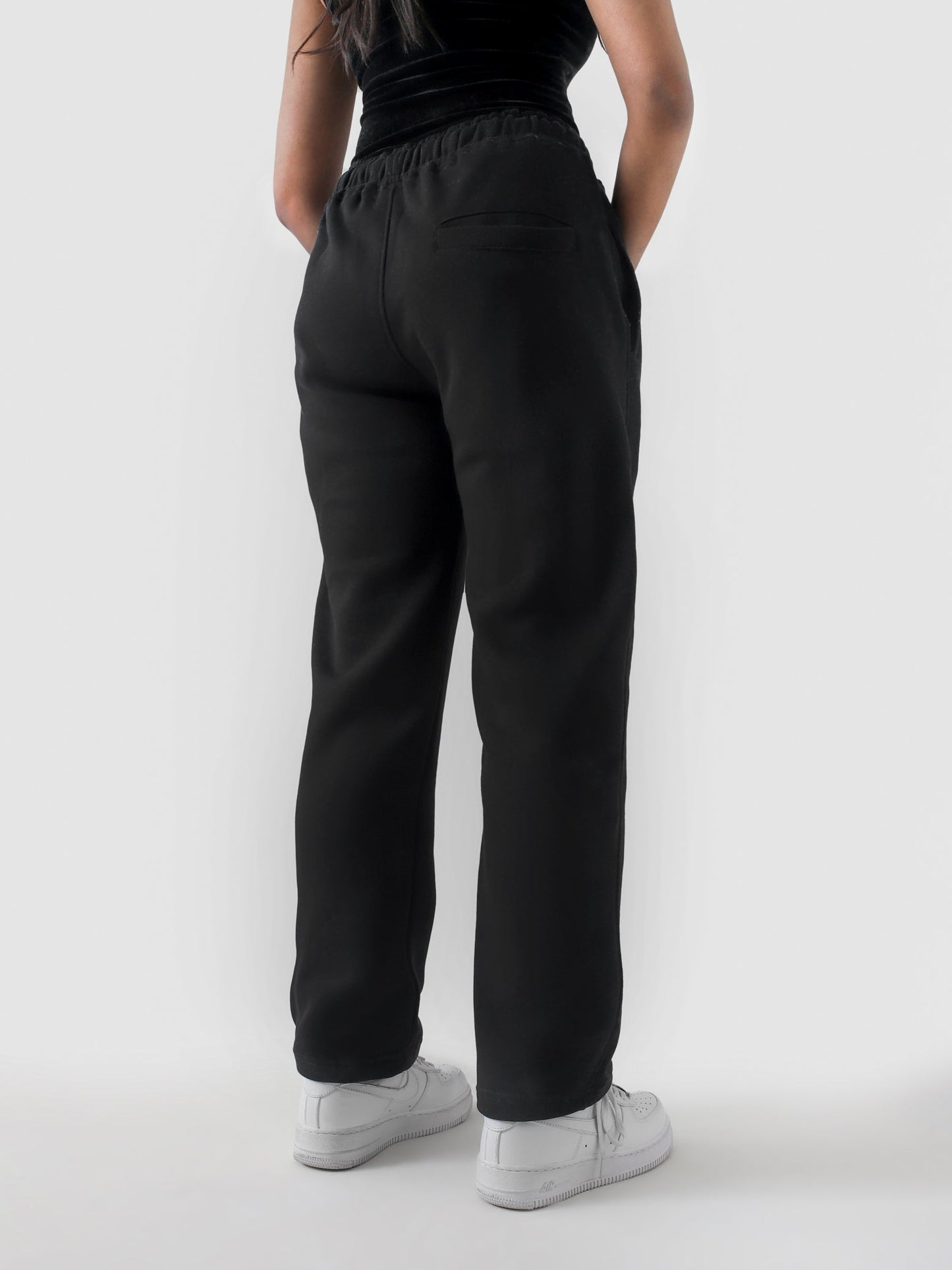 Black Essential Trouser (Summer)